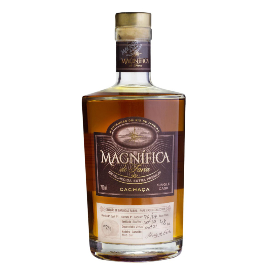 Magnifica de Faria Cachaça Envelhecida Extra Premium Single Cask Reserva Do Patrao / 46 % Vol. / 0,7 Liter-Flasche