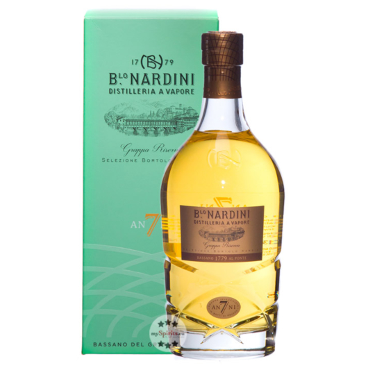 Nardini Grappa Riserva 7 Jahre Selezione / 45 % Vol. / 0,7 Liter-Flasche in Geschenkkarton