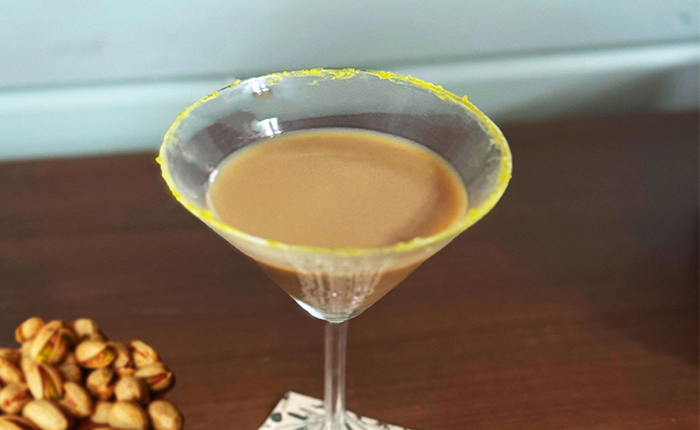 Dubai Martini - Entdecke den Trendigen Cocktail aus Pistazie, Schokolade und Espresso 