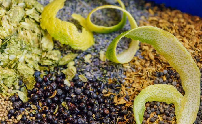 Feinste Botanicals im Duke Gin