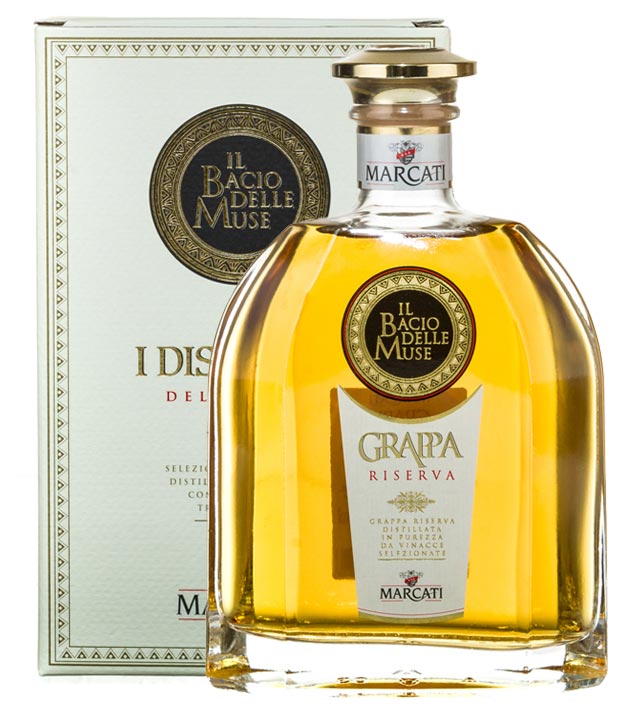 Image of Marcati Grappa Riserva „Il Bacio delle Muse“ / 40 % Vol. / 0,7 Liter-Flasche in Geschenkbox