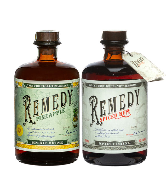 Image of Remedy Set mit Spiced & Pineapple / 40 – 41,5 % Vol. / 2 x 0,7 Liter-Flasche