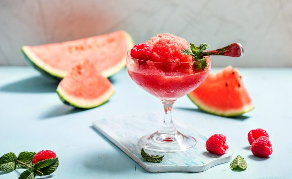 Wassermelonen Sorbet mit Campari